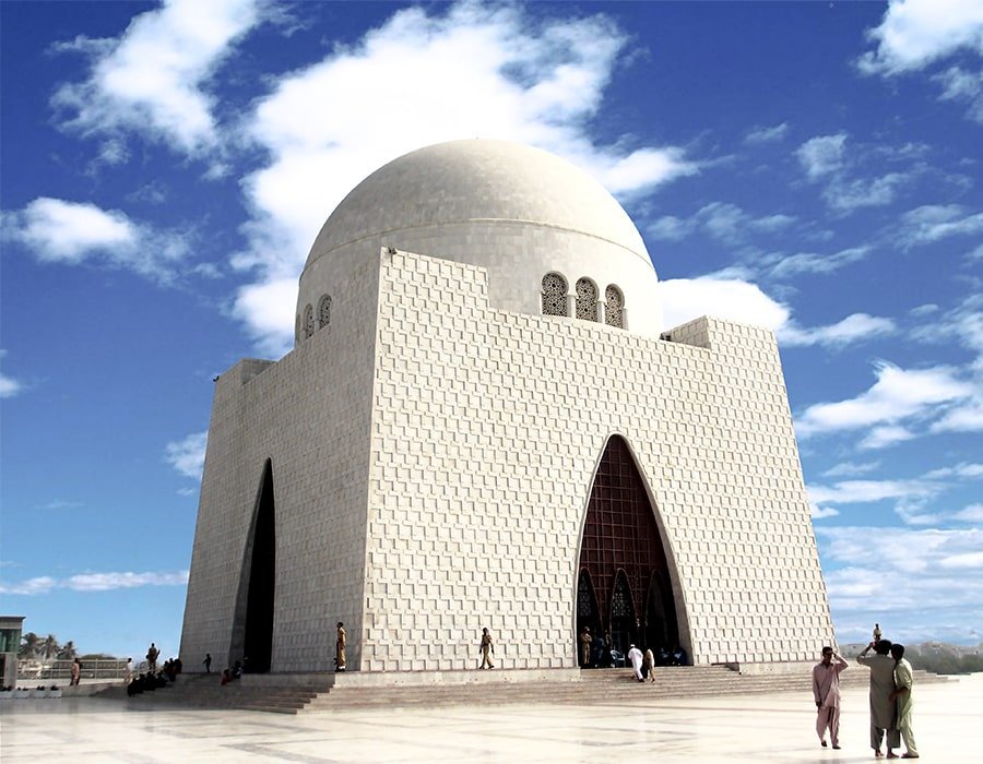Quaid-e-Azam Mausoleum - Click Pakistan Tourism Services
