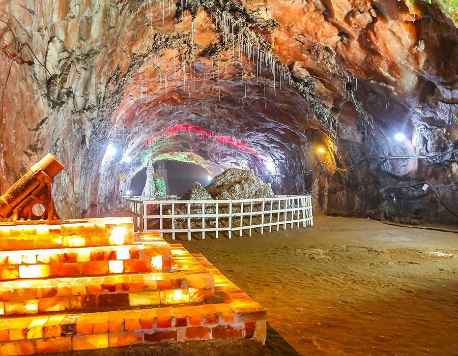 Khewra salt mines - Click Pakistan Tourism Services