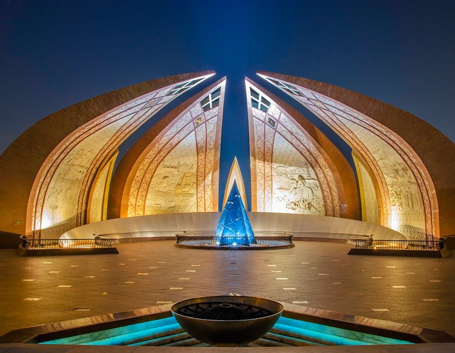 Monument of Pakistan - Click Pakistan Tourism Services