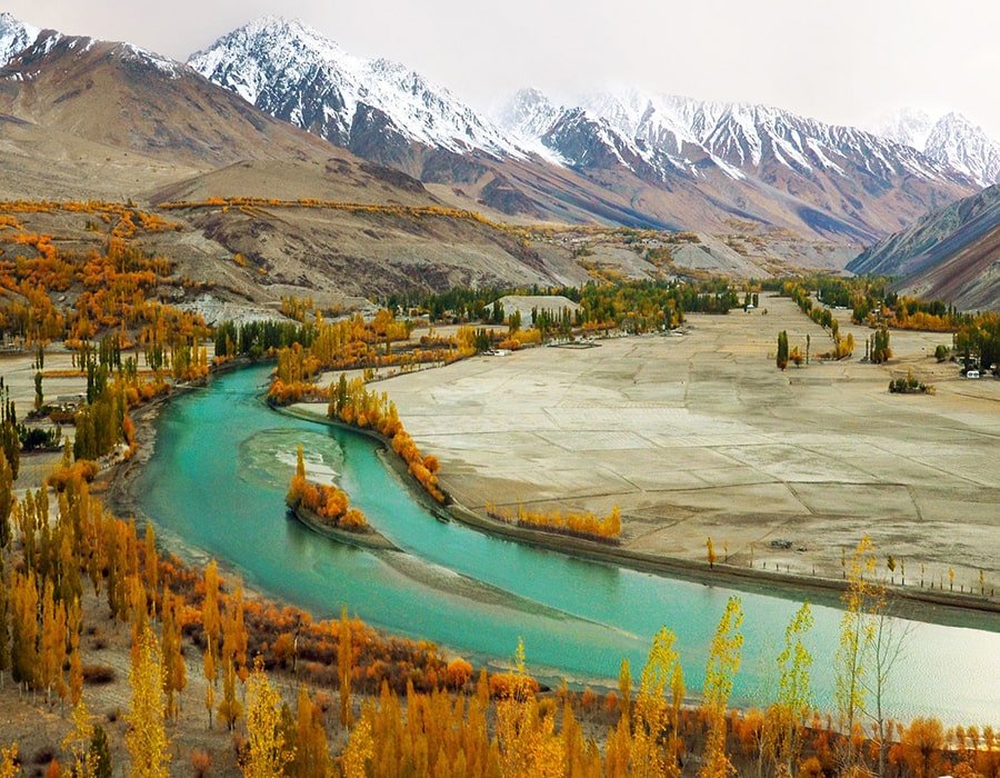 Phandar Valley - Gilgit Baltistan - Click Pakistan Tourism Services 