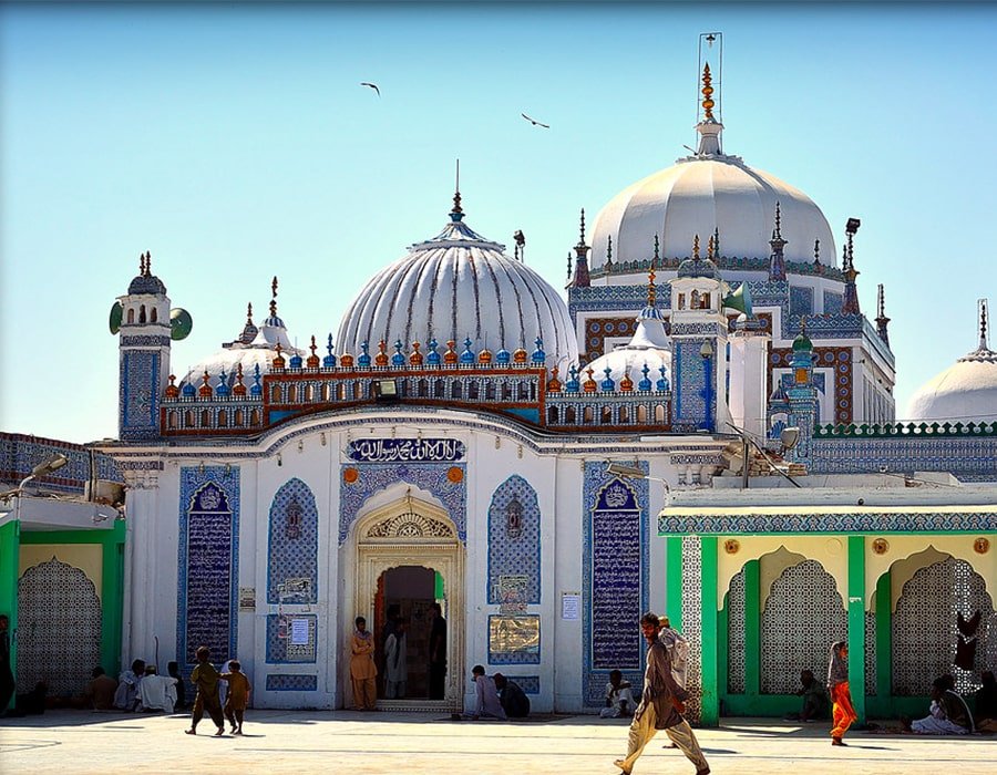 Shrine of Shah Abdul Latif Bhittai - Click Pakistan Tourism Services