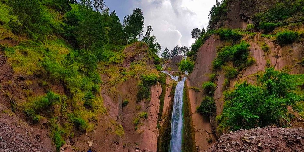 Dhani waterfall - Click Pakistan tourism services