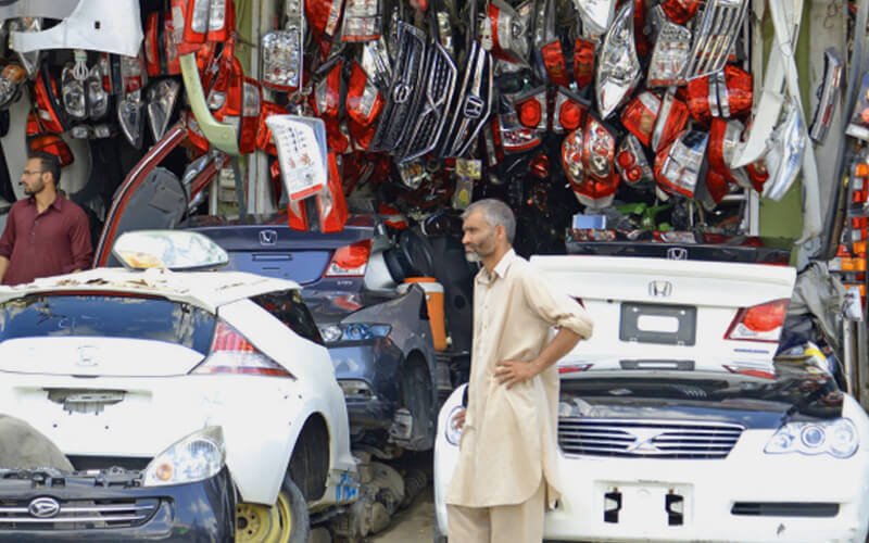 Shershah Auto Parts Market - Famous Bazaars in Karachi in 2022