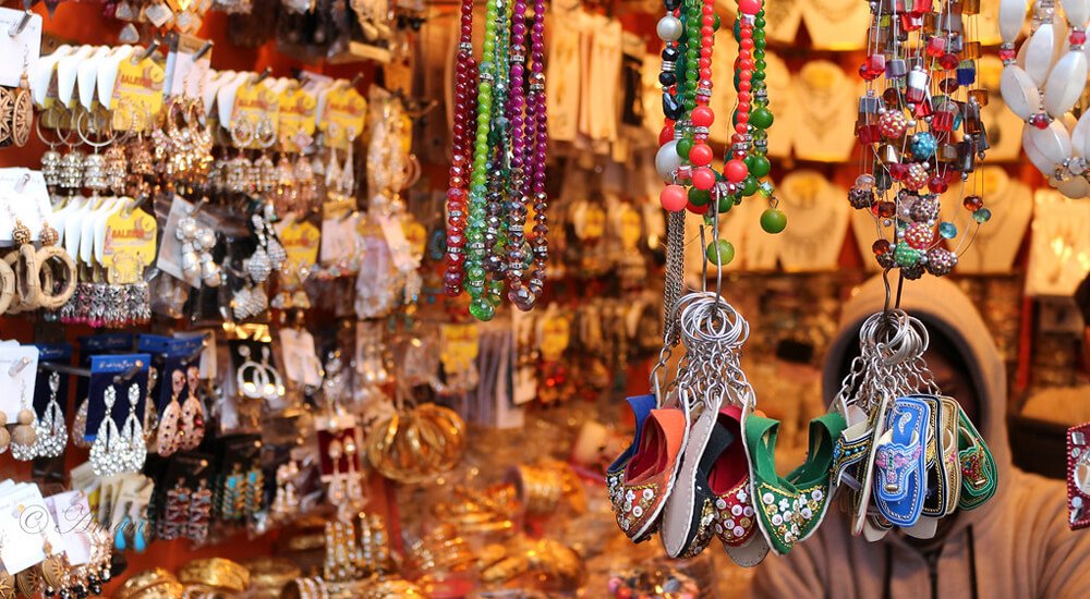 Shop for jewels in the Skardu Bazaar 