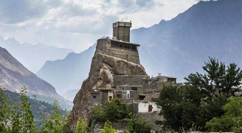 Altit Fort - Which is Better Skardu Vs Hunza? Comparison 2024