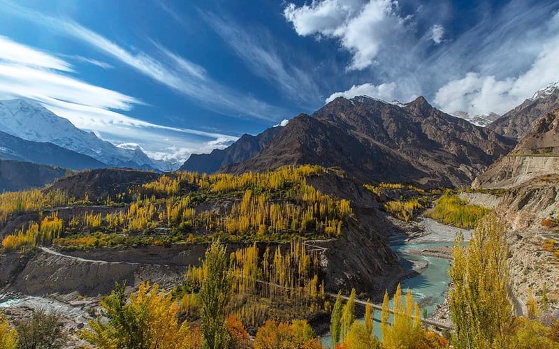 5 Days Romantic Tour Package to Hunza