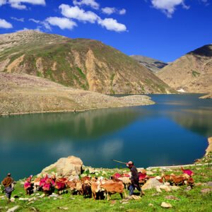 4 Days Trip Package to Naran Kunhar River Lulusar Lake