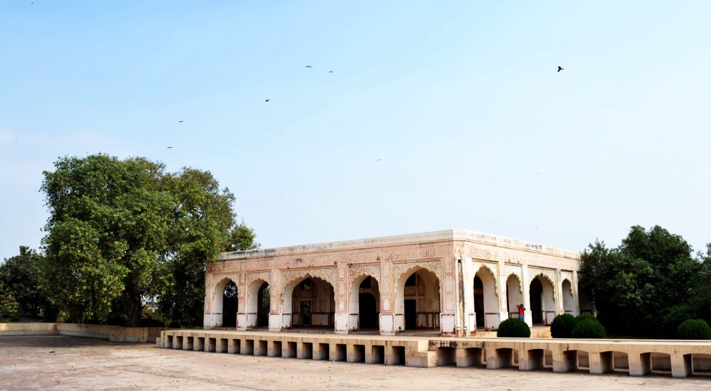 Kamran’s Baradari - Best Tourist Attraction in Lahore