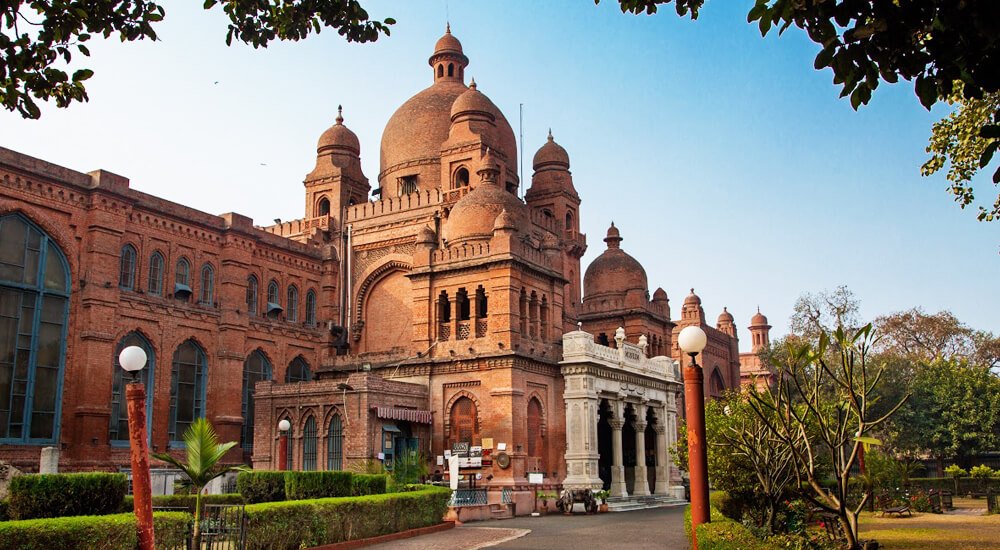 Lahore Museum - Best Tourist Attraction in Lahore