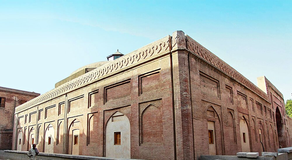 Shahi Hamam - Best Tourist Attraction in Lahore