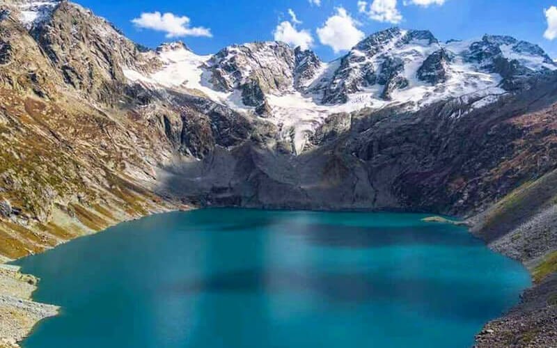 4 Days Tour Package to Jahaz Banda Katora Lake