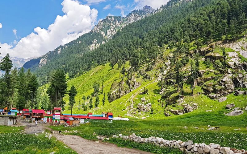 5 Days Swat & Muree Honeymoon Tour Package..
