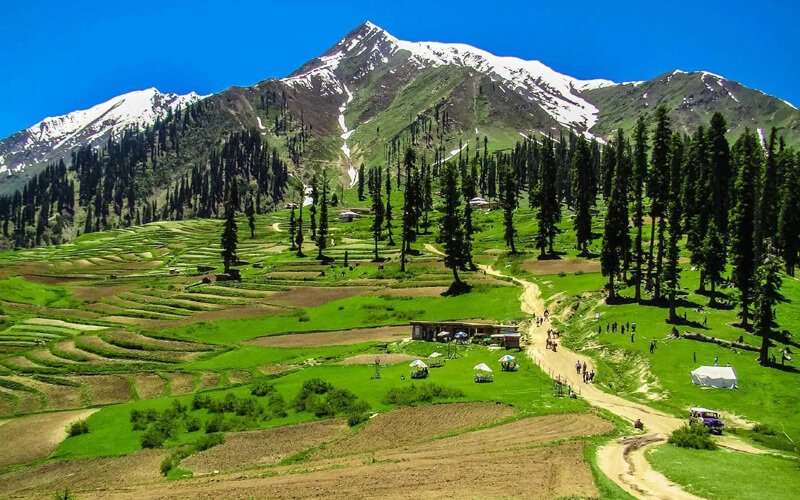 6 days Naran Neelum Valley Tour Package..