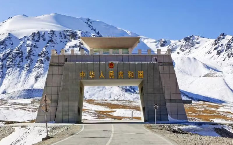 7 Days Tour Package to Naran Hunza Khunjerab Pass.
