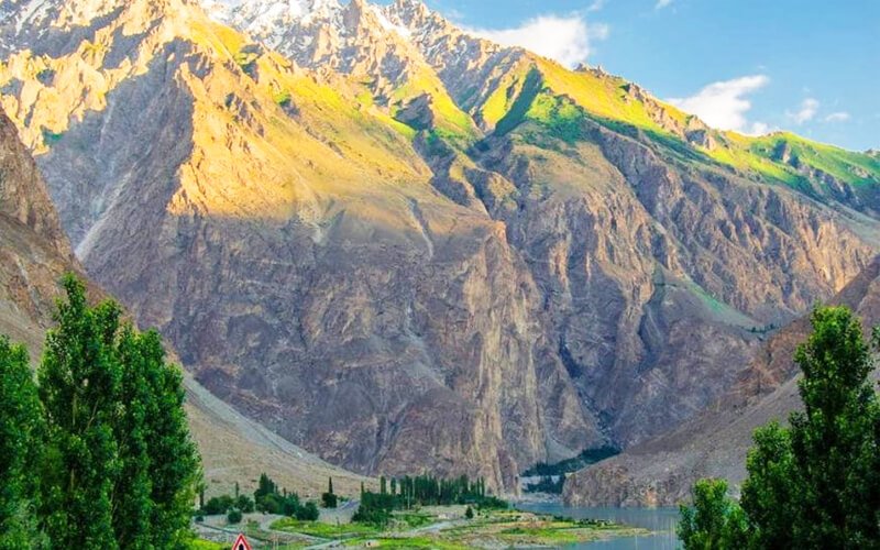 8 Days Hunza Khunjerab Skardu Deosai Tour Package..
