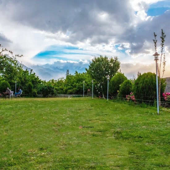 Himalaya Hotel Skardu Garden Area