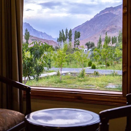 Roomy Khawna Hotel Room Seating