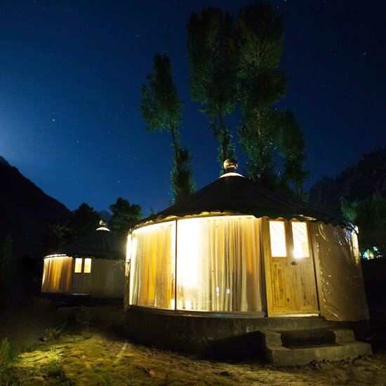Roomy Yurts Gulmit_ Night View