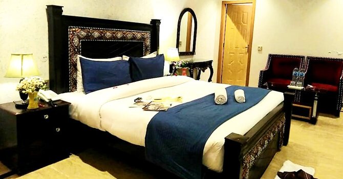 Safari Royal Johar Town