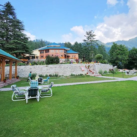 The Spruce Resorts Seating Garden