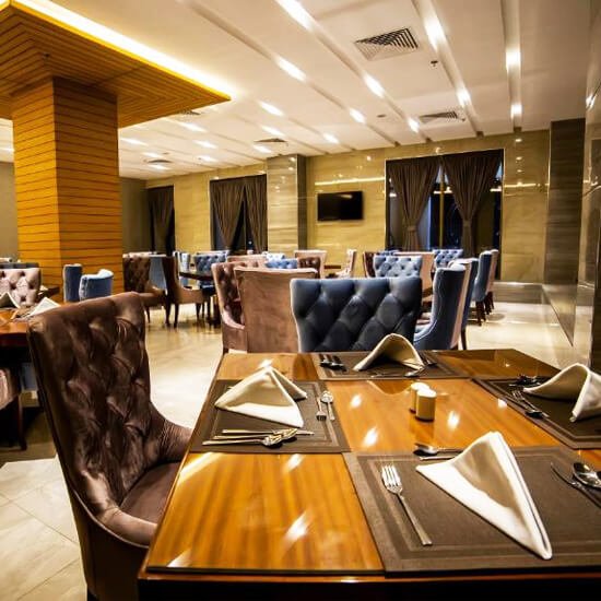 Best Western Premier Hotel Gulberg Lahore Dinning Area