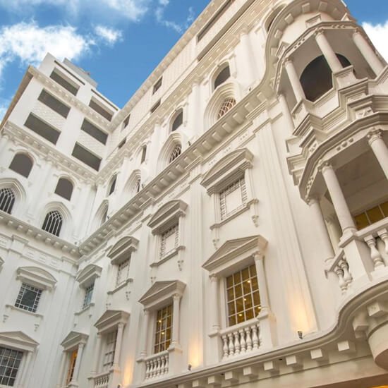 Luxus Grand Hotel Building