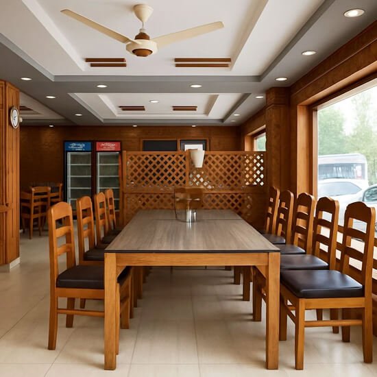 Mir Continental Hotel Keran Dining Area