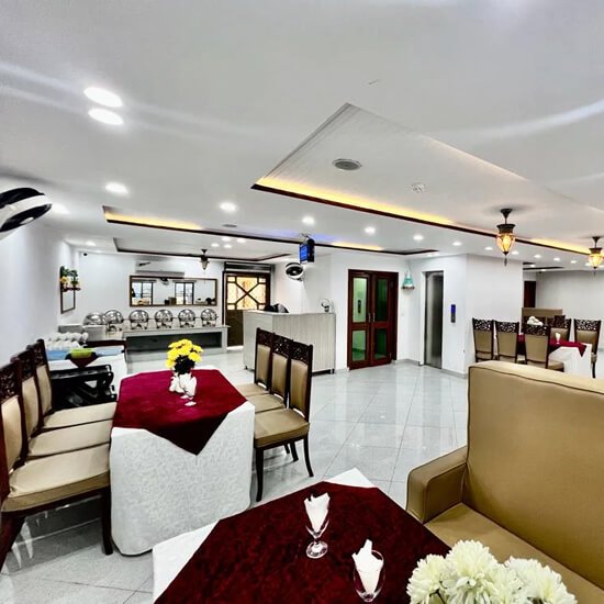 Neshaz Hotel & Suites Dining Area