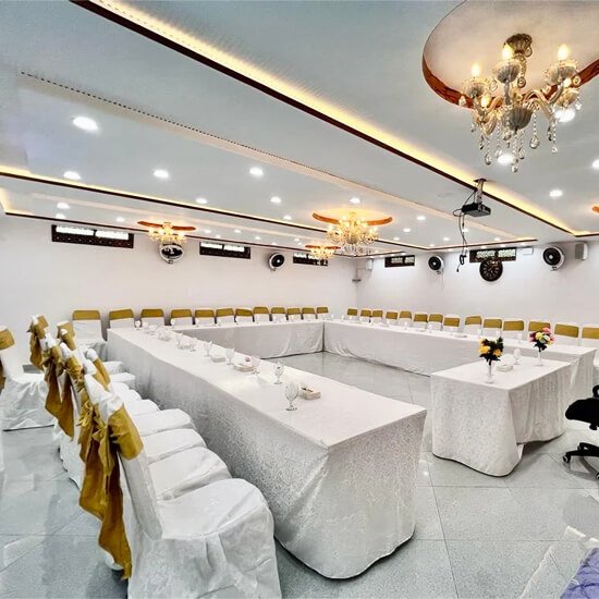 Neshaz Hotel & Suites Meeting Hall