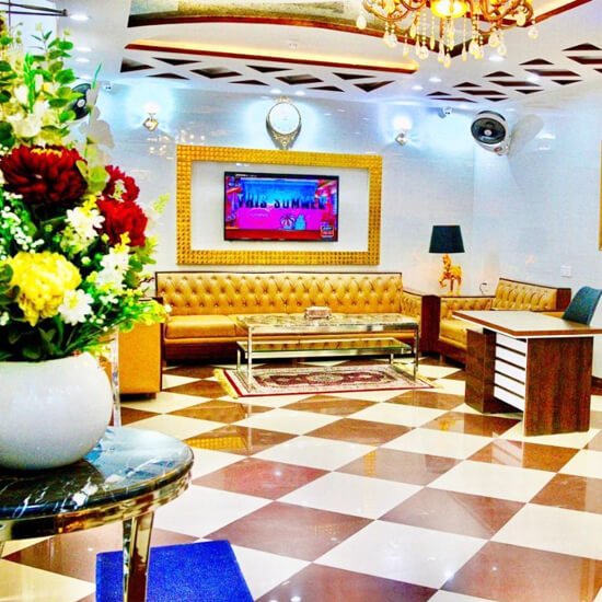 Neshaz Hotel & Suites Seating Area