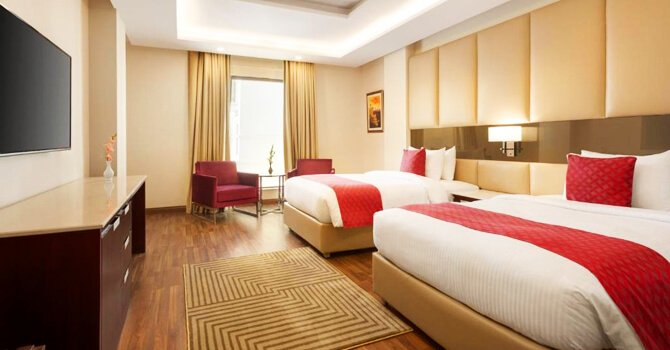 Ramada by Wyndham Deluxe Twin Room