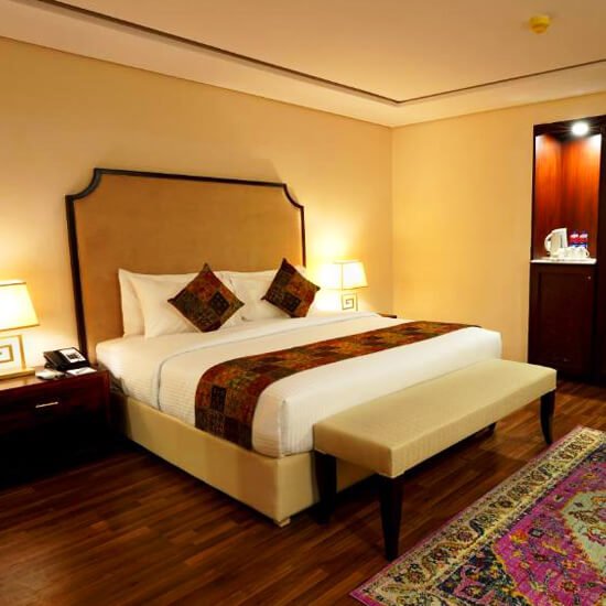 Ramada by Wyndham Room