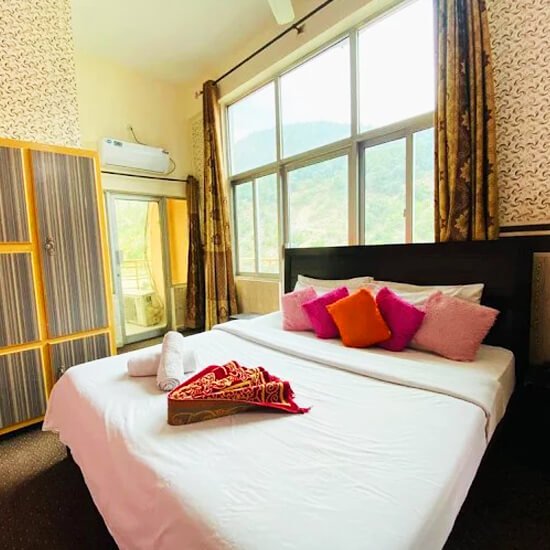 State Continental Hotel Room