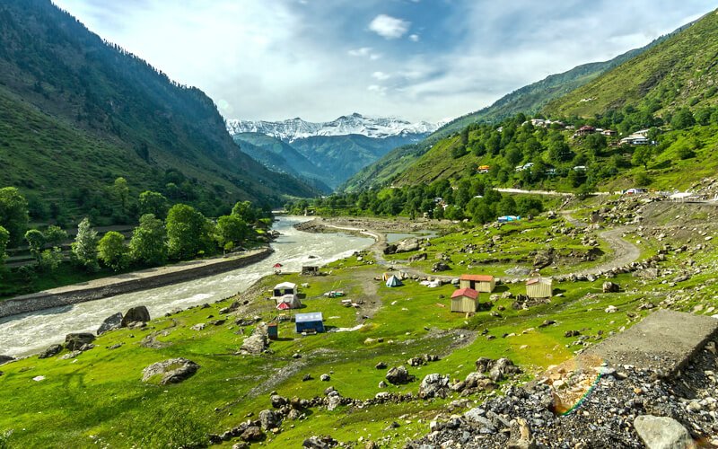7 Days Naran Neelum Valley Shogran Honeymoon Tour Package